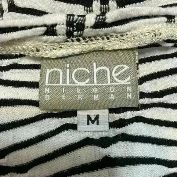 Niche Nilgun Derman Shirt Medium Women's Black & White Handkerchief Texture Boho - Picture 4 of 5